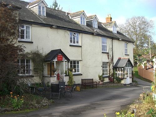 Lodgehill Hotel Tiverton  Exterior photo